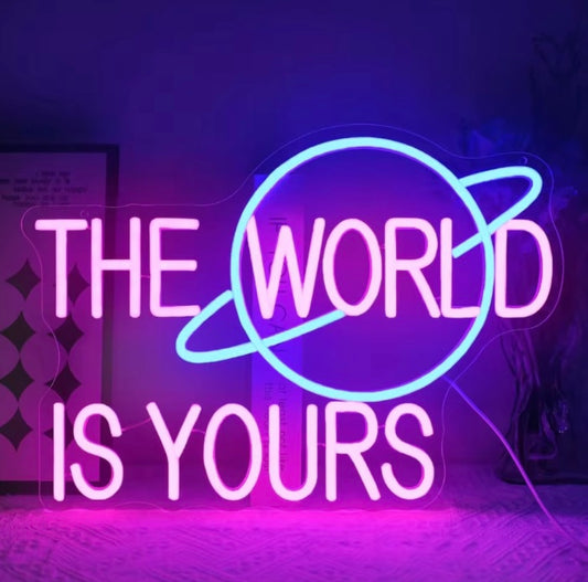 The world is yours ❤️